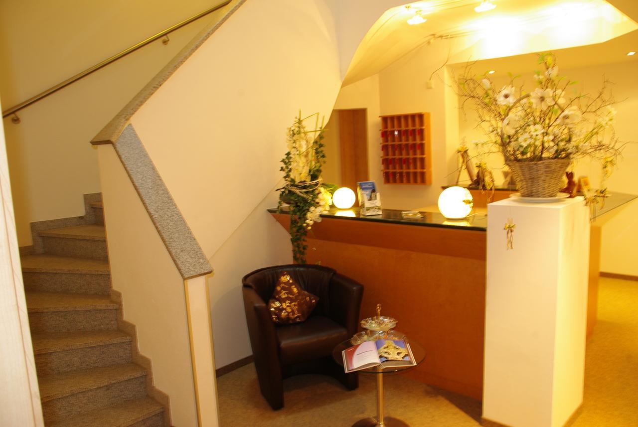 Hotel - Gasthof Erber Sinzing Exterior foto